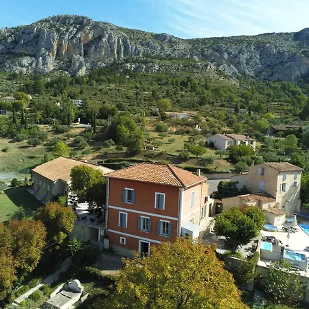 Le Colombier 3*