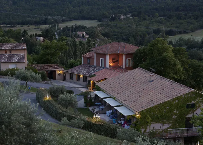 Le Colombier 3* מוסטיה-סן-מארי