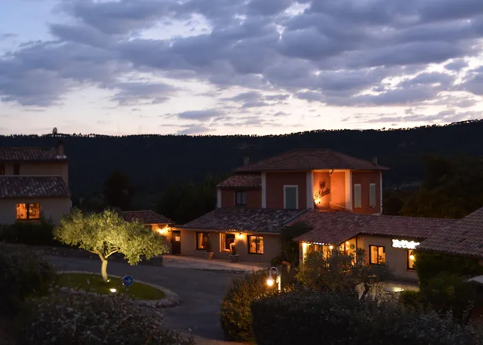 Le Colombier מלון מוסטיה-סן-מארי