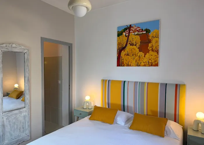 Le Colombier מלון מוסטיה-סן-מארי