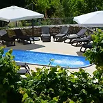 Le Colombier 3*
