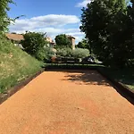 Le Colombier מלון