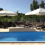 Le Colombier 3*