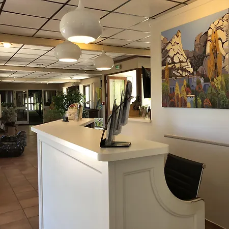 Le Colombier Hotel